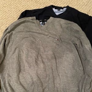 2 LG SWEATERS